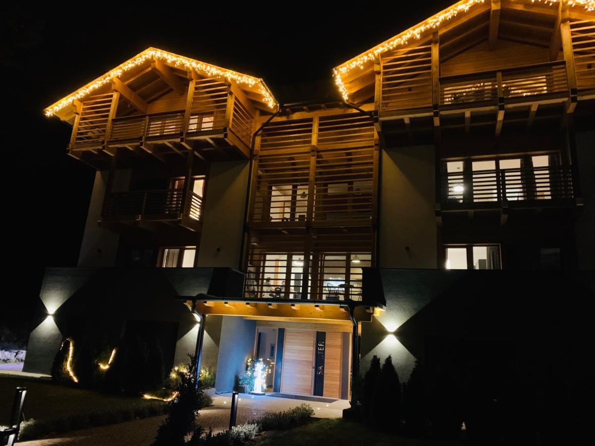 Appartamenti E B&B Casa Ester バゼルガ・ディ・ピネ エクステリア 写真