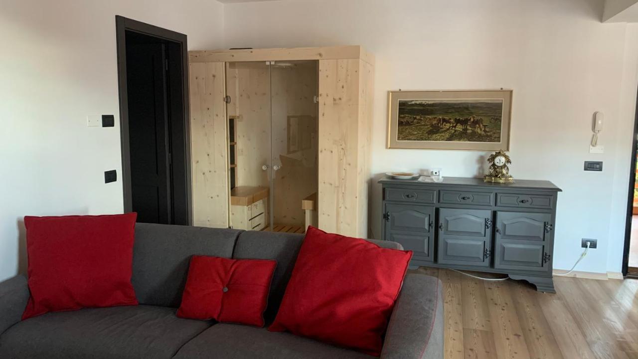 Appartamenti E B&B Casa Ester バゼルガ・ディ・ピネ エクステリア 写真