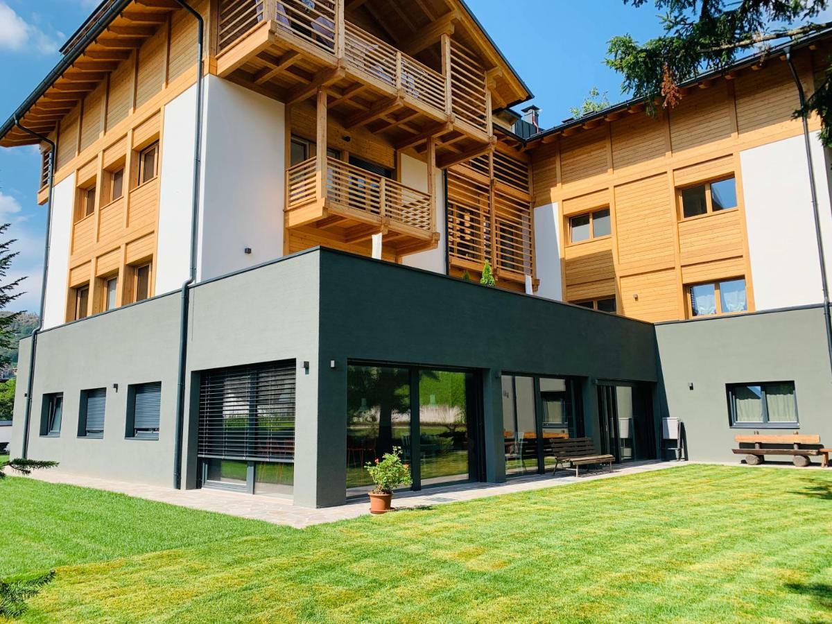 Appartamenti E B&B Casa Ester バゼルガ・ディ・ピネ エクステリア 写真