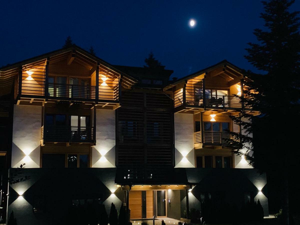 Appartamenti E B&B Casa Ester バゼルガ・ディ・ピネ エクステリア 写真