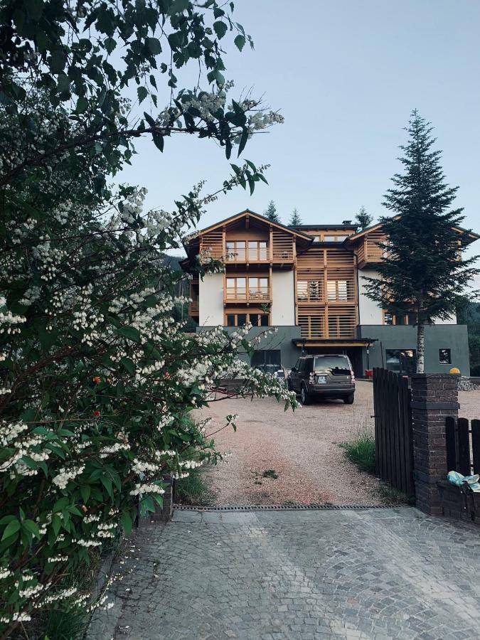 Appartamenti E B&B Casa Ester バゼルガ・ディ・ピネ エクステリア 写真